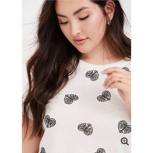 Ivory Ribcage Heart Crew Tee